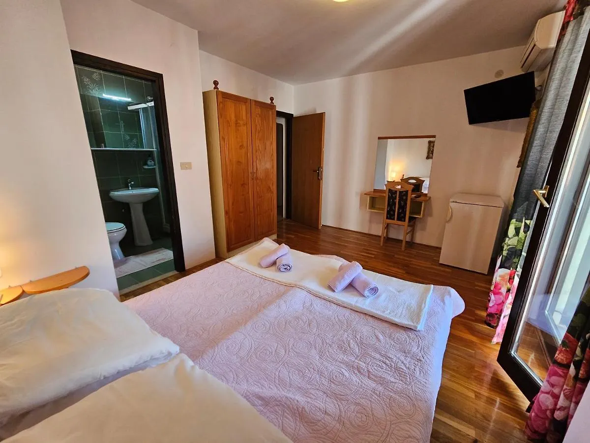 Apartments & Rooms Gaspar Rovinj Guest house