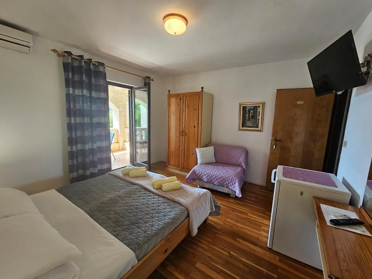 Apartments & Rooms Gaspar Rovinj 3*,  Croatia